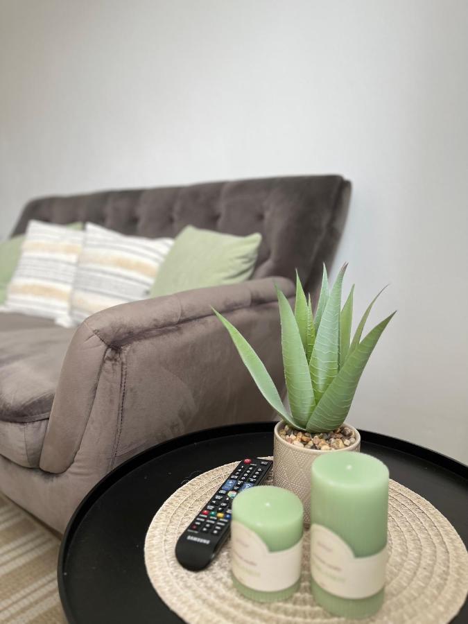 Korbstadt-Villa Rattan-Design Mit Balkon, Garten, Arbeitsplatz, Kueche 利克田非 外观 照片